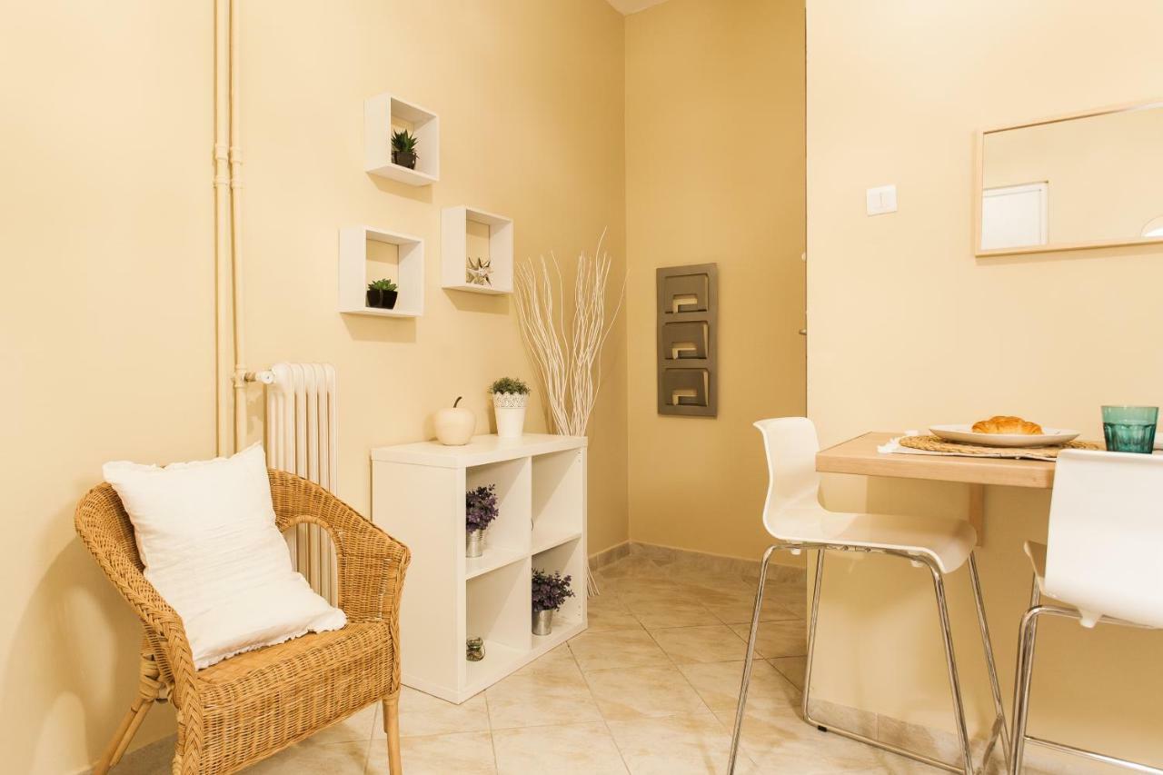 אתונה Central, Quiet, Cozy, Very Clean Private Apartment Close To Acropolis מראה חיצוני תמונה